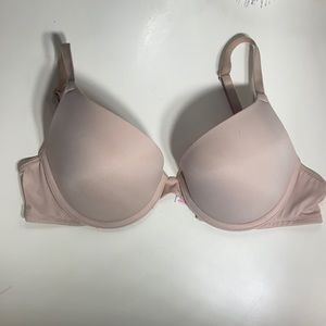 Victoria’s Secret PINK nude wear everywhere push up bra 32c